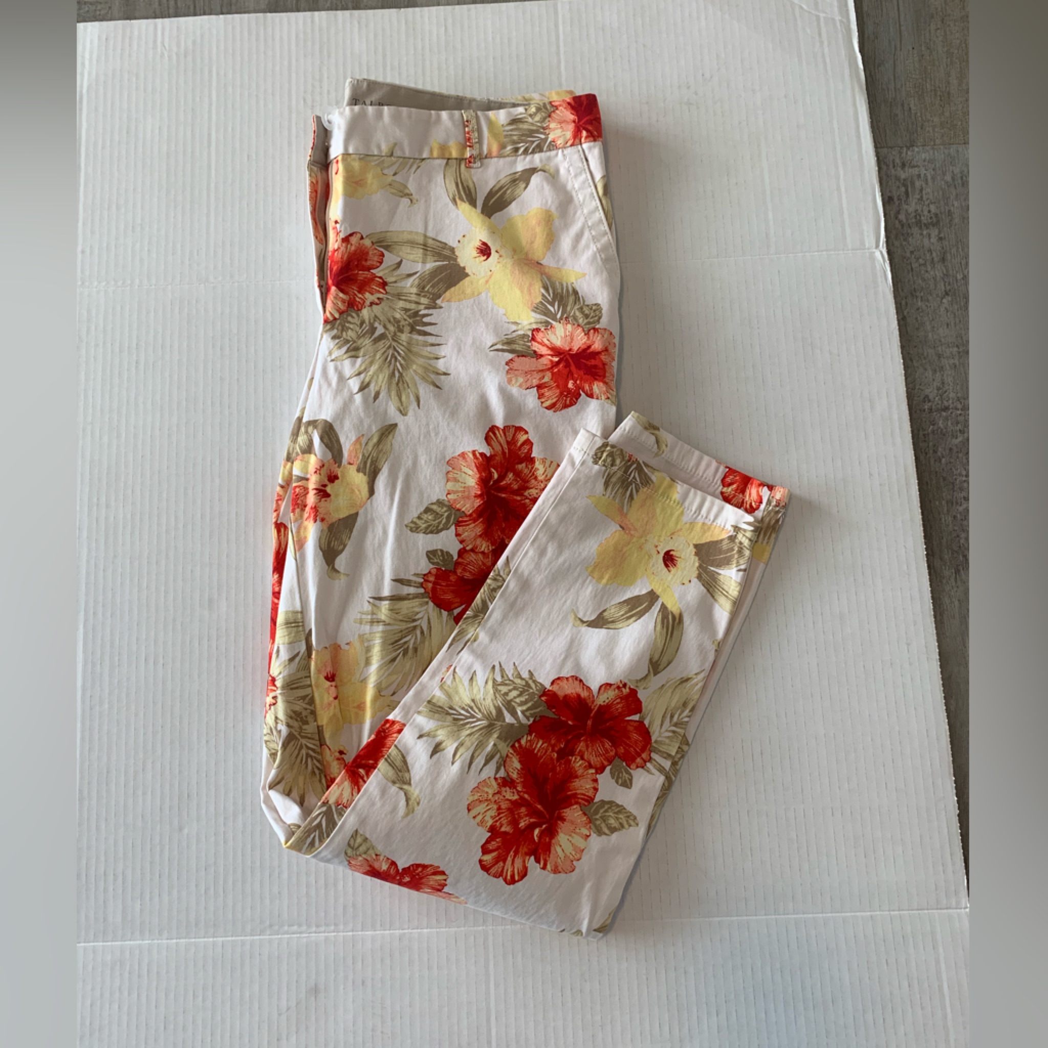 Talbots Women’s Cream & Orange Floral Chino Pants Size 8